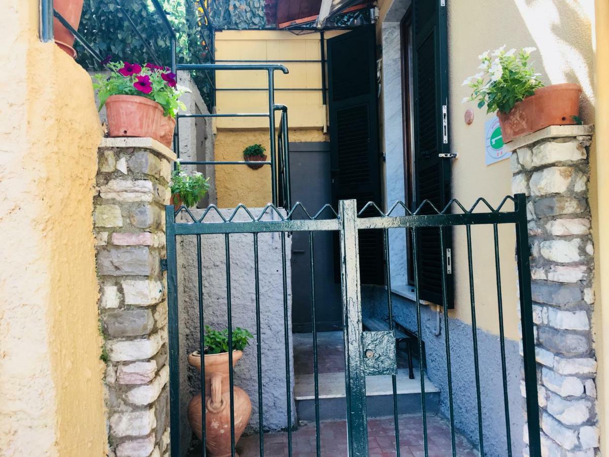 Il Giardino Segreto Hotell Tellaro Exteriör bild